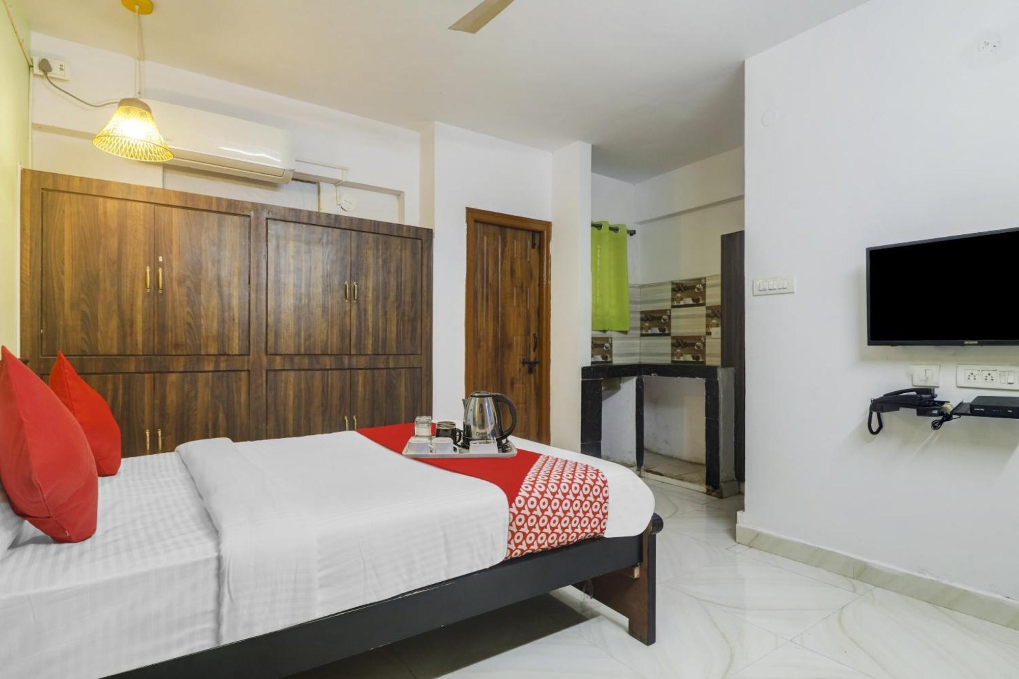 Hotel O Broholic Hotels Near Botanical Garden Hyderabad Exterior photo