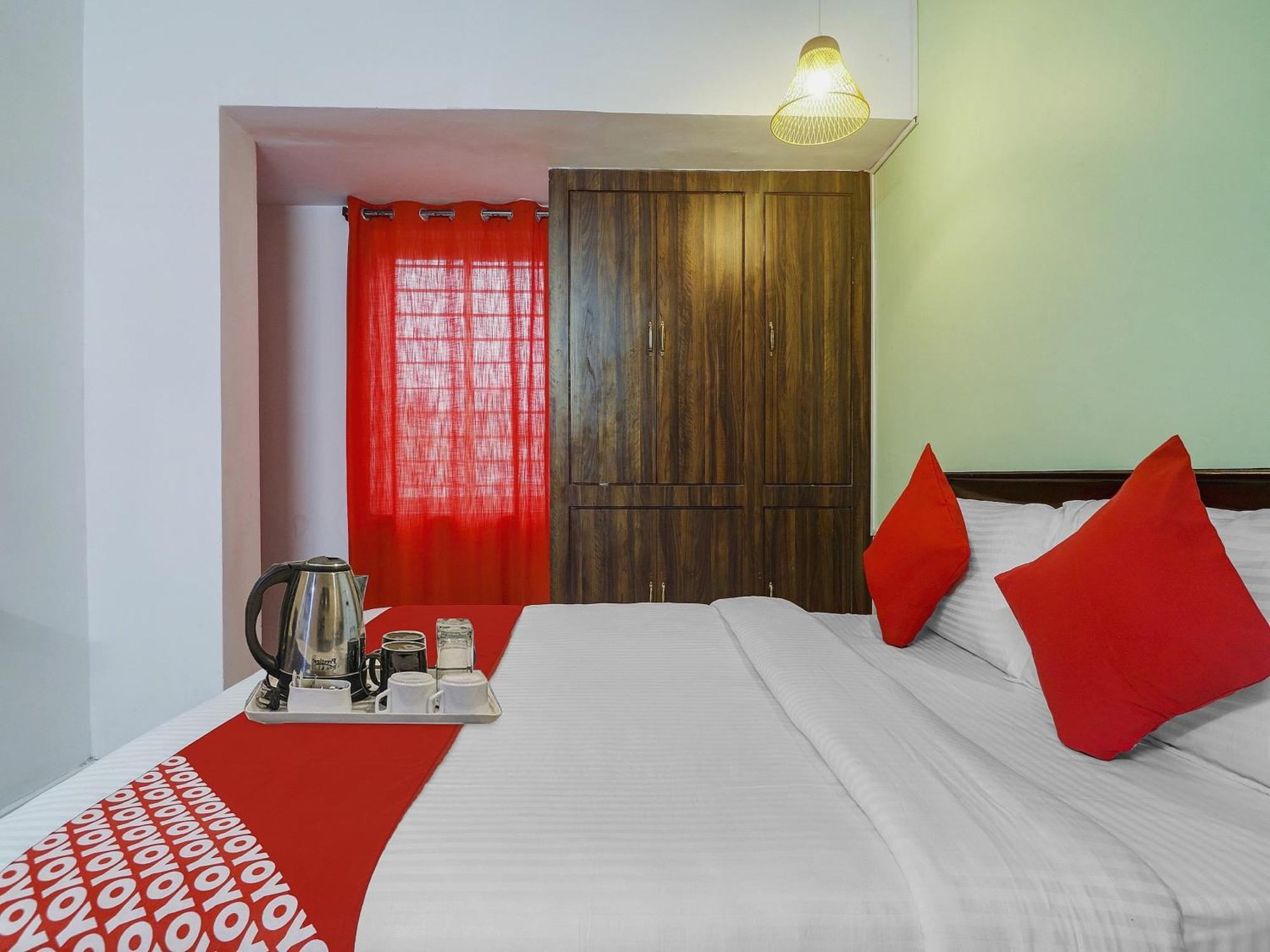 Hotel O Broholic Hotels Near Botanical Garden Hyderabad Exterior photo
