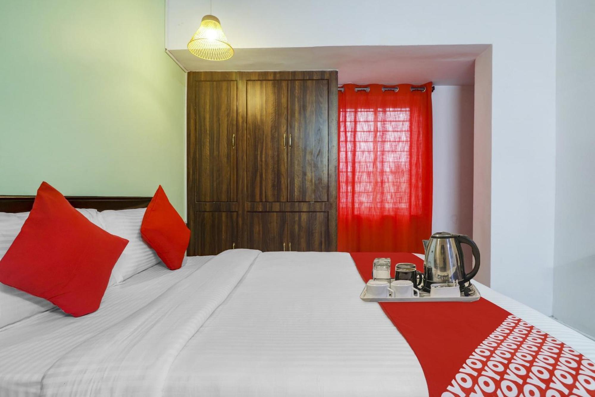 Hotel O Broholic Hotels Near Botanical Garden Hyderabad Exterior photo