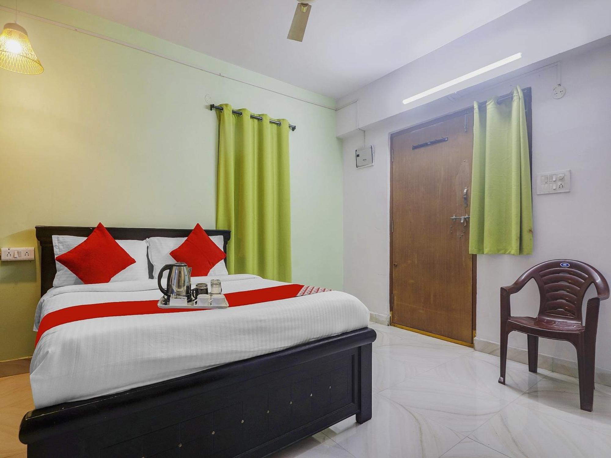 Hotel O Broholic Hotels Near Botanical Garden Hyderabad Exterior photo