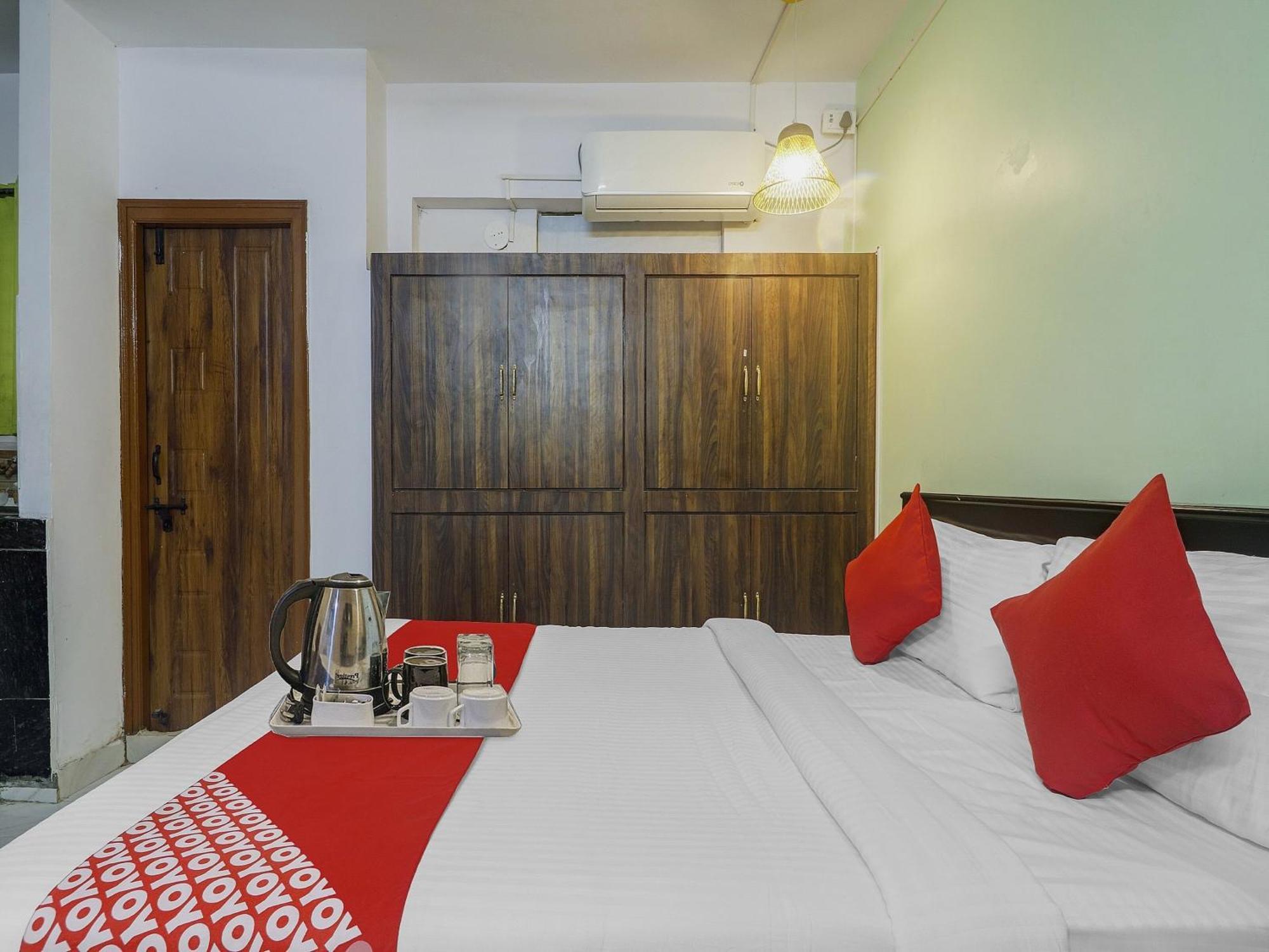 Hotel O Broholic Hotels Near Botanical Garden Hyderabad Exterior photo